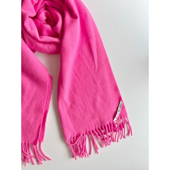 ACNE STUDIOS Canada Narrow Fluo Pink 100% Wool Fringe Rectangle Scarf - Picture 3 of 12
